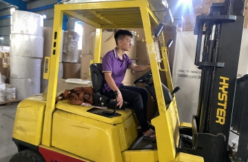 Công hàng giấy tissue đã về tới Thanh Lưu