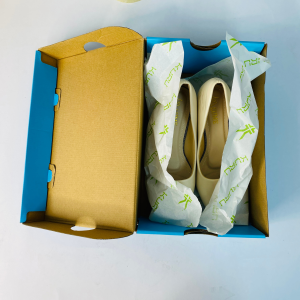 Giấy gói giày 2