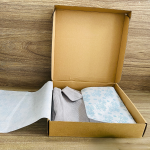 Giấy gói quần áo 7